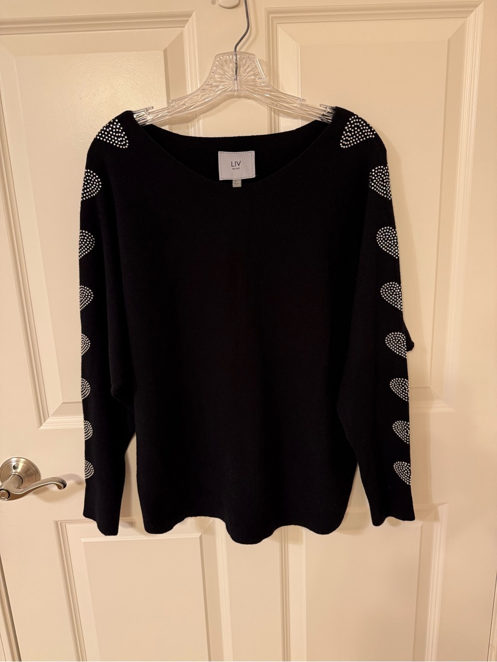 Liv Milano Sweater Women’s Large Black and Silver Rhinestone Hearts EUC Soft